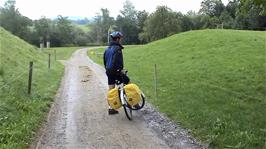Tao on Route 5 at Sonnenburg Horseback Riding Centre near Oberbüren - we need to stop for lunch very shortly
